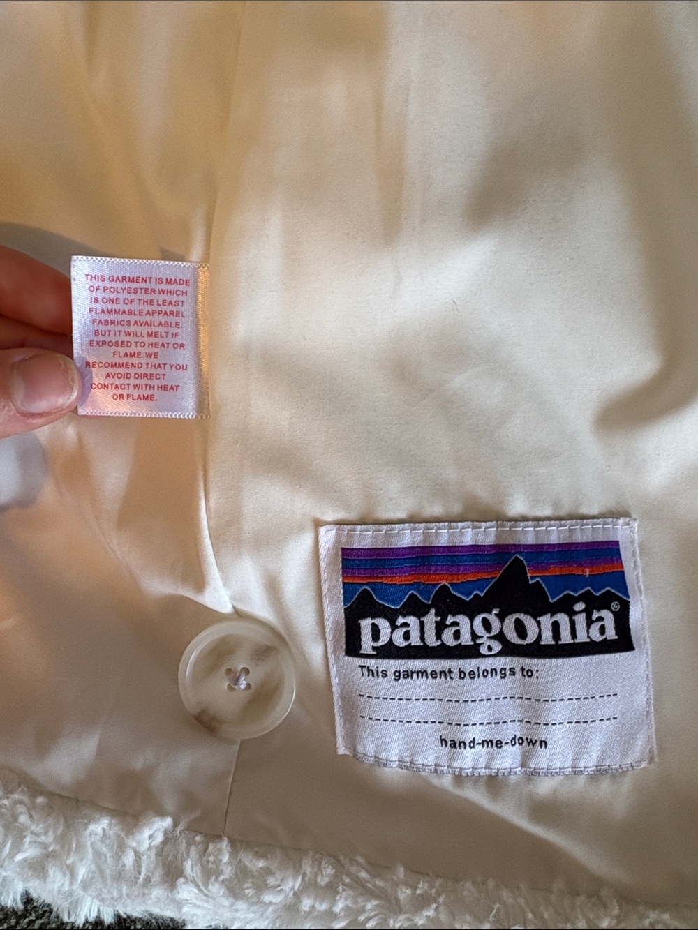 Patagonia White Faux Fur Girls Medium (10) Coat/Jacket - Picture 6 of 13
